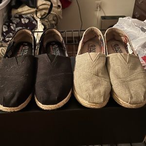 2 pair Bobs canvas slip on shoes 6.5 Tan and Black